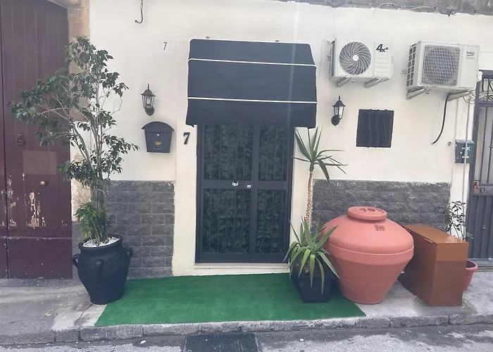 Sicily House 7